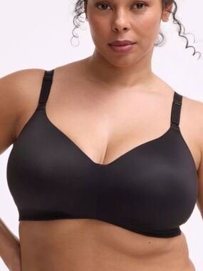 Torrid Wire-Free Lightly Lined Smooth Bra Sz 38C Brushed Black